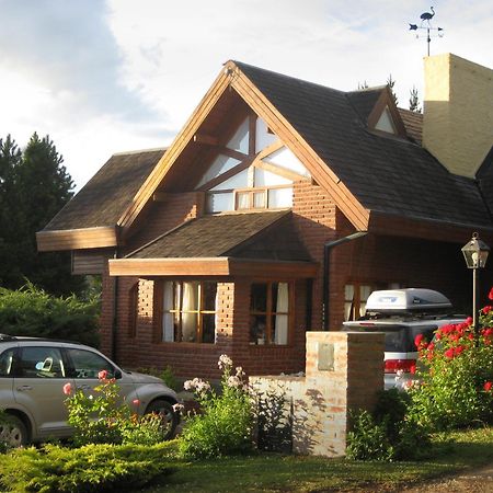 Hosteria Canela B&B Esquel Exteriör bild